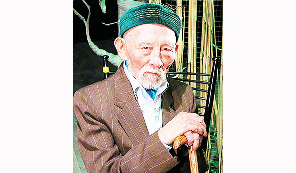 ХАЛҚЫМЕН БІРГЕ ЖАСАҒАН