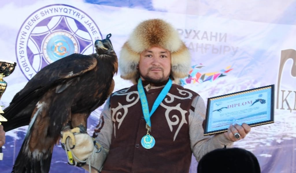 РАЙЫМБЕК АУДАНЫ: ҚАЗАҚТЫҢ ҚҰСБЕГІЛІК ӨНЕРІ ҚАЙТА ЖАНДАНДЫ