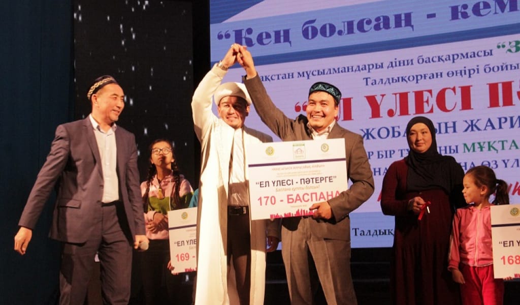 "ҚАЙТАРЫМЫ - ЖАРАТҚАННАН": БІРНЕШЕ ОТБАСЫ БАСПАНАҒА ҚОЛ ЖЕТКІЗДІ