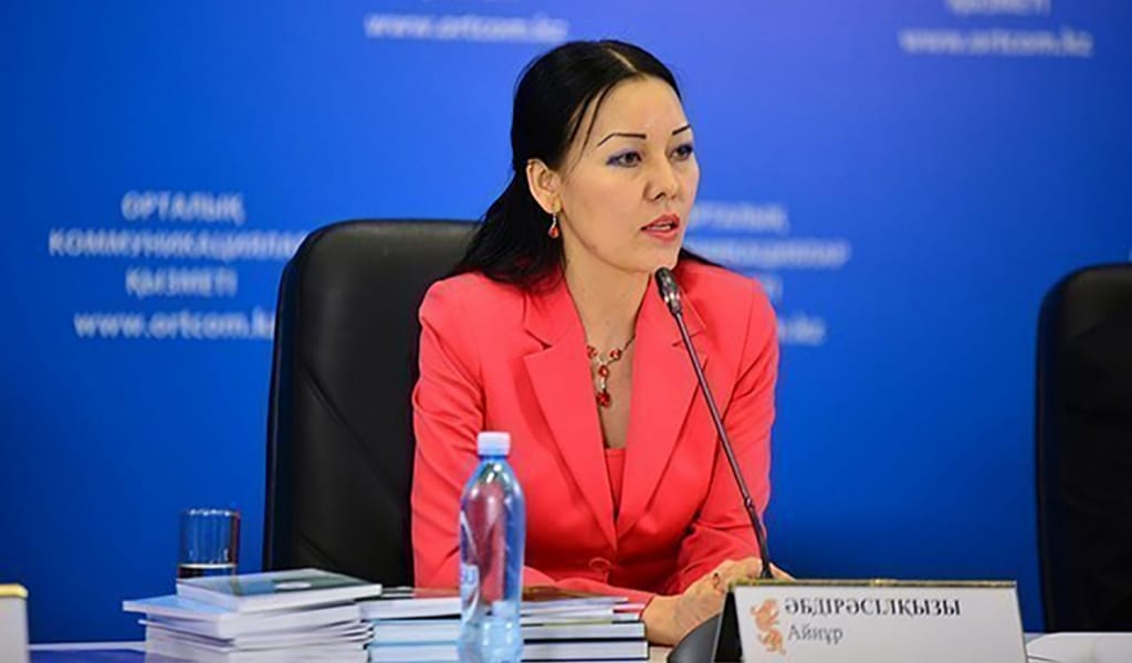 ЖӨН СӨЗ: БІЗДІ ЖАТ АҒЫМНАН ҚАЗАҚЫ ҚАЛЫП ҚҰТҚАРАДЫ