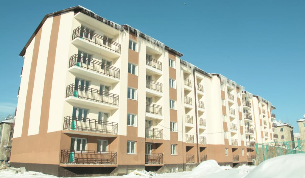 ЕСКЕЛДІ АУДАНЫ: КӨПҚАБАТТЫ ҮЙДІҢ ҚҰРЫЛЫСЫ АЯҚТАЛУҒА ЖАҚЫН