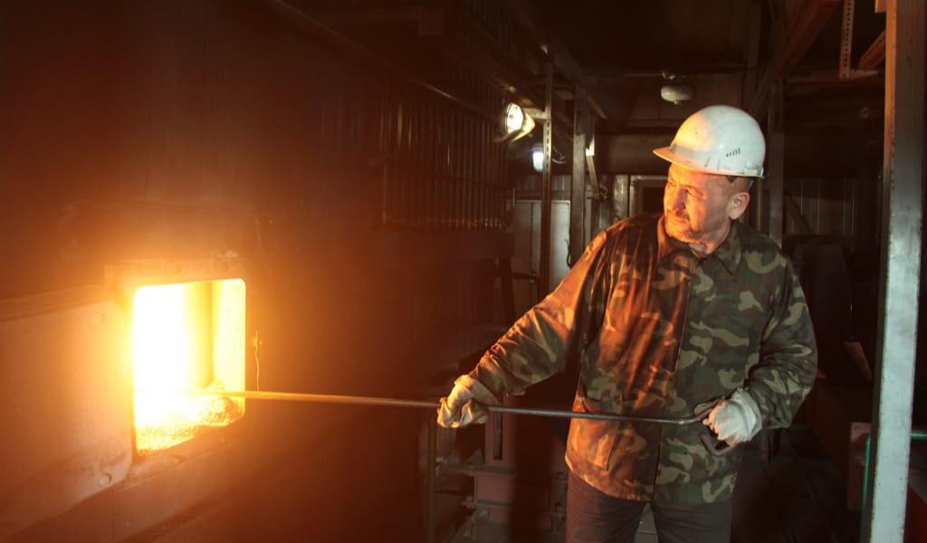 ЖАЛАҚЫ - 50 МЫҢ ТЕҢГЕ: ҚАЗАНДЫҚТА 54 АДАМ ЖҰМЫС ІСТЕЙДІ