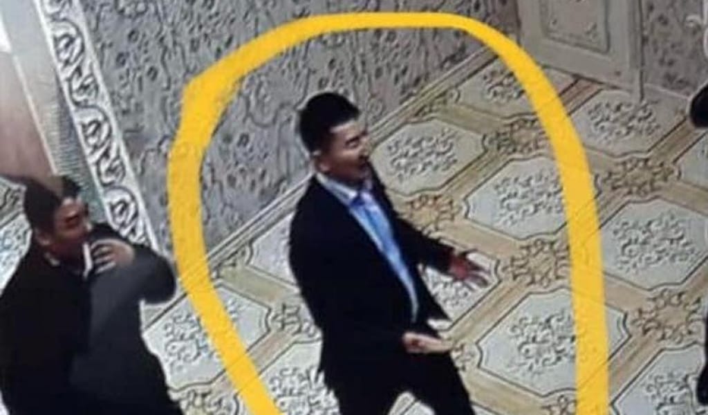 "ЖАЛҒЫЗ ӨЗІ БАРҒАН": ҰЗЫНАҒАШ АУЫЛЫНДА ӘКІМ ОРЫНБАСАРЫ ТӨБЕЛЕСТІ