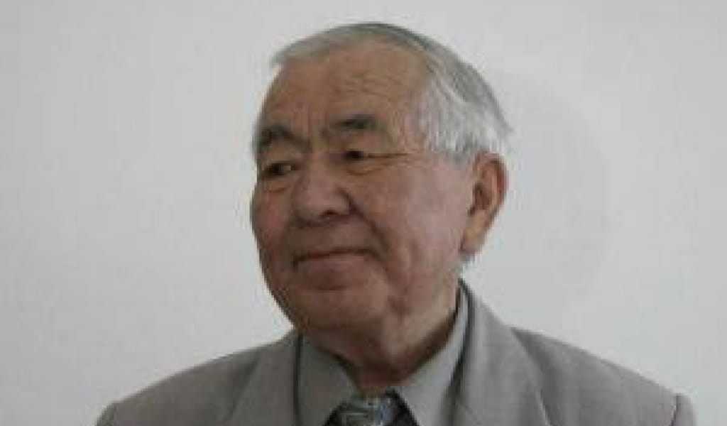 "ТЕГІН ӨЛЕҢ, ТЕГІН ӨМІР, ТЕГІН ГҮЛ": ӘБЕН ДӘУРЕНБЕКОВТІҢ ӘЛЕМІ