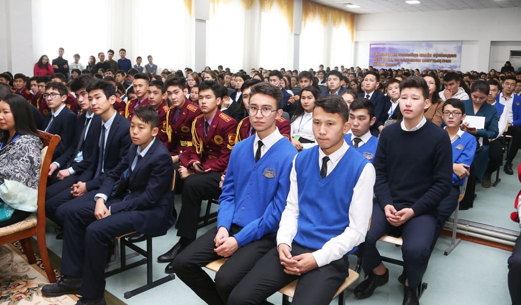 ӨРЕБӘЙГЕ ЖЕҢІМПАЗДАРЫ