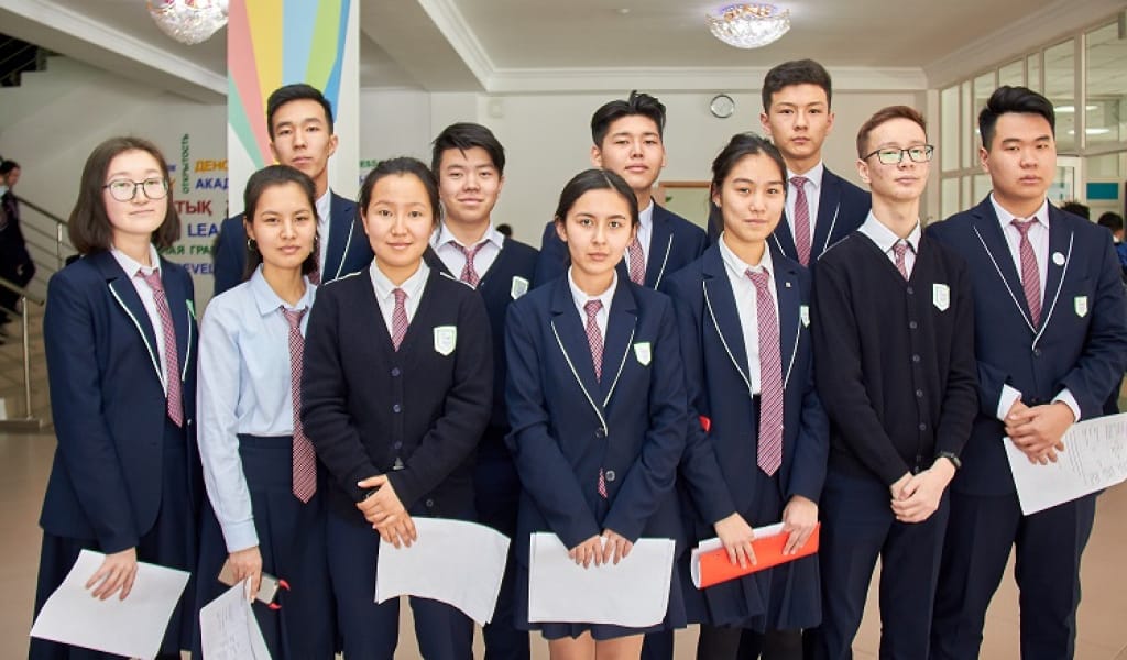 НАЗАР АУДАРЫҢЫЗ: НАЗАРБАЕВ МЕКТЕБІНДЕ ТЕГІН ОҚУҒА МҮМКІНДІК БАР
