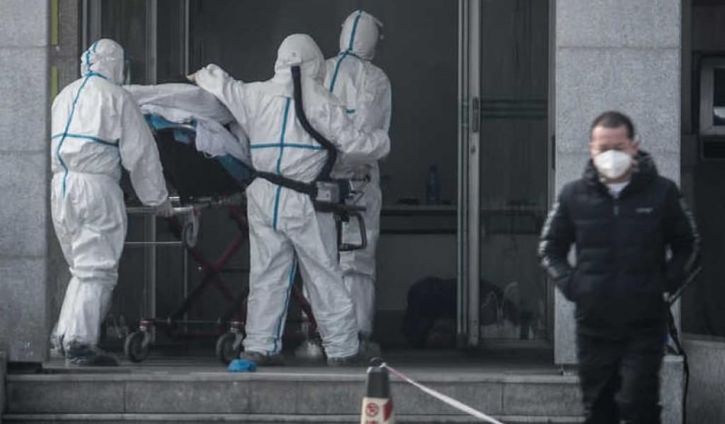 "ҚАЛАЙ ЖҰҒАТЫНЫ ЗЕРТТЕЛМЕДІ": ҚЫТАЙДАҒЫ ЭПИДЕМИЯ ЖЫЛДАМ ТАРАП ЖАТЫР