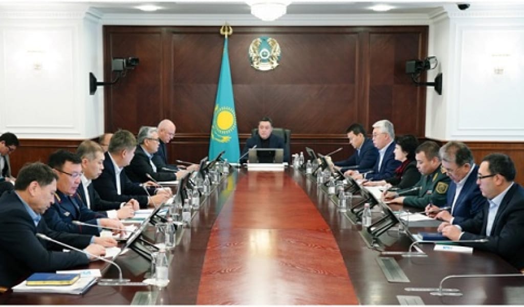 ШҰҒЫЛ: ҮКІМЕТ БАСШЫСЫ ХАЛЫҚТЫ КОРОНАВИРУСТАН ҚОРҒАУ ЖӨНІНДЕ КЕҢЕС ӨТКІЗДІ