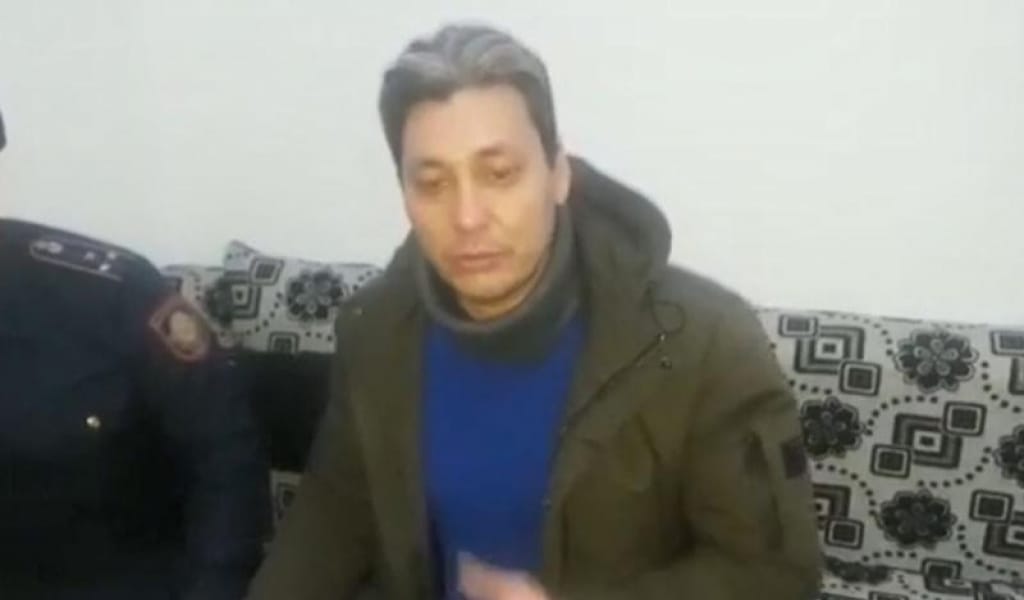 КОРОНАВИРУС: ЖАЛҒАН АҚПАРАТ ТАРАТҚАН ДӘРІГЕР ХАЛЫҚТАН КЕШІРІМ СҰРАДЫ