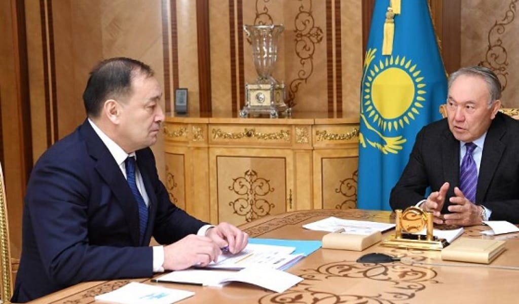 ЕЛБАСЫ: "ҚАРАПАЙЫМ АДАМДАРМЕН ДИАЛОГ ЖҮРГІЗУ ҚАЖЕТ"