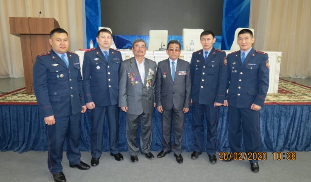 ПОЛИЦЕЙЛЕР АУҒАН СОҒЫСЫ АРДАГЕРЛЕРІМЕН КЕЗДЕСТІ