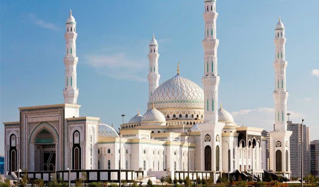 КОРОНАВИРУС: МЕШІТТЕРДЕ ЖАМАҒАТПЕН НАМАЗ ОҚУҒА ТЫЙЫМ САЛЫНДЫ