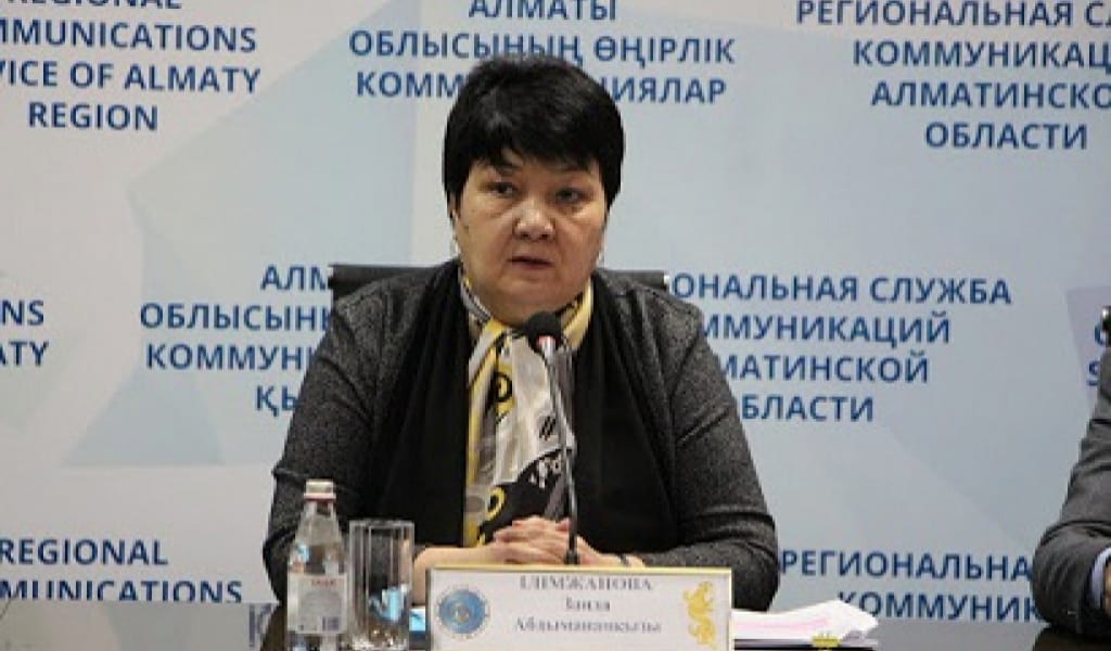 БАСҚАРМА БАСШЫСЫ 42 500 ТЕҢГЕ КІМГЕ ЖӘНЕ ҚАЛАЙ ТӨЛЕНЕТІНІН ТҮСІНДІРДІ