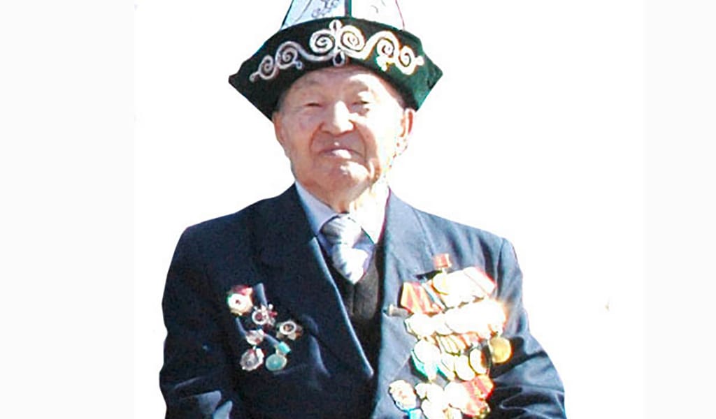 ҮСЕНБАЙ АТАНЫҢ ҮЛГІСІ