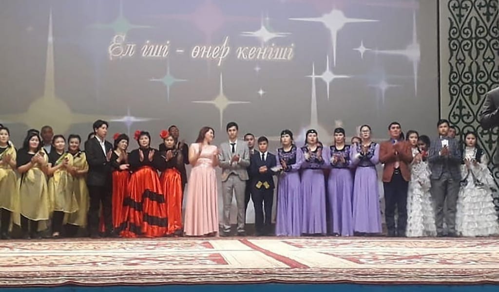 ДАРЫНДЫ ЖАСТАР