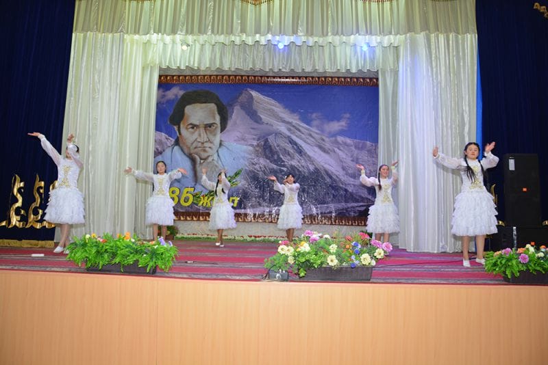 Жазылар естеліктер мен туралы