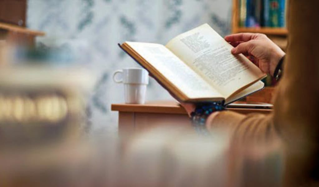 "ЖАБЫҒУДАН САҚТАЙДЫ": КАРАНТИНДЕ КІТАП ОҚУДЫҢ ПАЙДАСЫ ҚАНДАЙ?