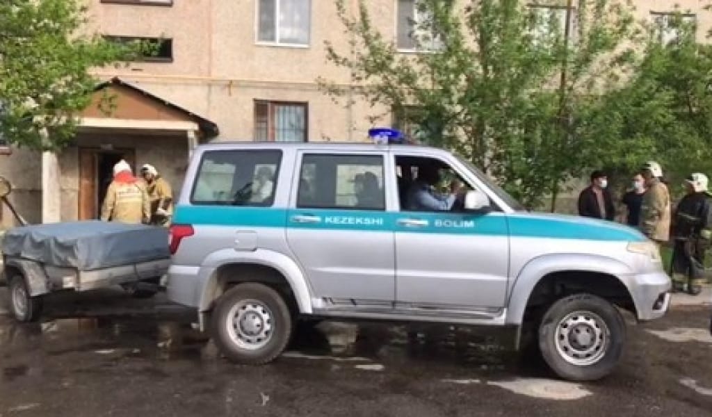 ТАЛДЫҚОРҒАНДА КӨПҚАБАТТЫ ҮЙДЕН ӨРТ ШЫҒЫП, 71 ЖАСТАҒЫ ҚАРИЯ КӨЗ ЖҰМДЫ