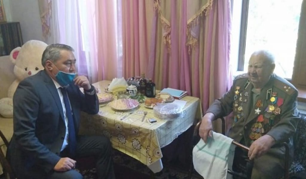 ЖЕҢІСКЕ - 75 ЖЫЛ: СОҒЫС АРДАГЕРЛЕРІНЕ СЫЙ-СИЯПАТ ТАПСЫРЫЛДЫ