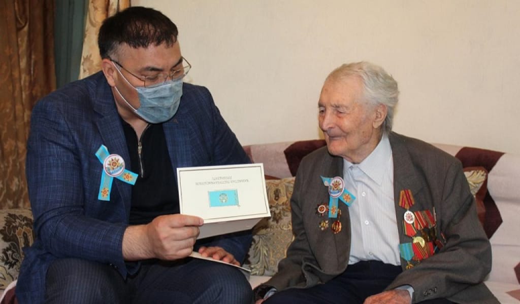 "СІЗДЕРМЕН МАҚТАНАМЫЗ": ТАЛҒАР АУДАНЫНДА 10 СОҒЫС АРДАГЕРІ ТҰРАДЫ