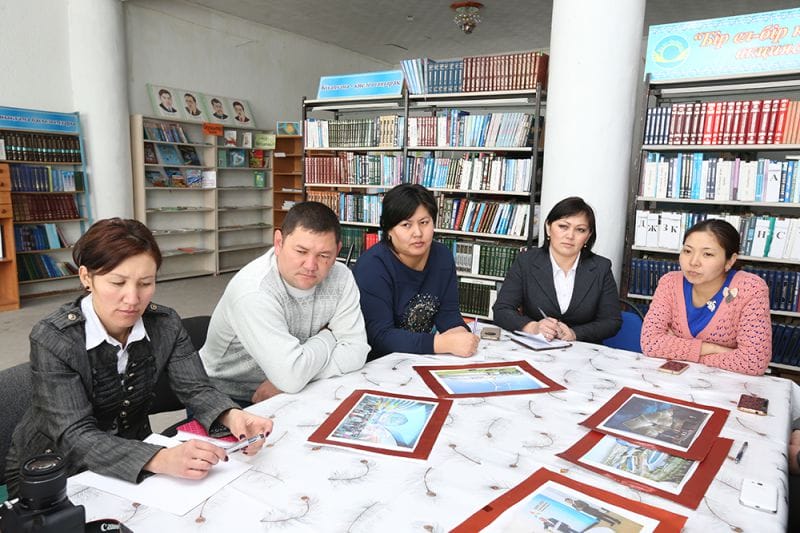 Көрме ақпаратына қанықты