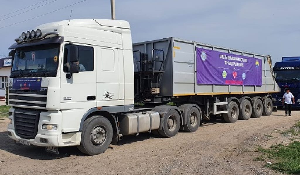 МАҚТААРАЛ: ОН ЖЫЛ БҰРЫН СУ БАСҚАН ҚЫЗЫЛАҒАШТЫҚТАР ДА КӨМЕК ЖӨНЕЛТТІ