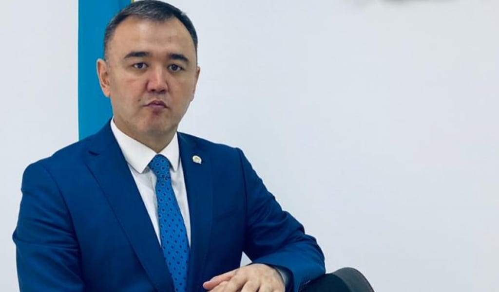 БАСҚАРМА БАСШЫСЫ: "МӘДЕНИЕТ ҚЫЗМЕТКЕРЛЕРІНІҢ ЖАЛАҚЫСЫ ЕКІ МӘРТЕ КӨТЕРІЛДІ"