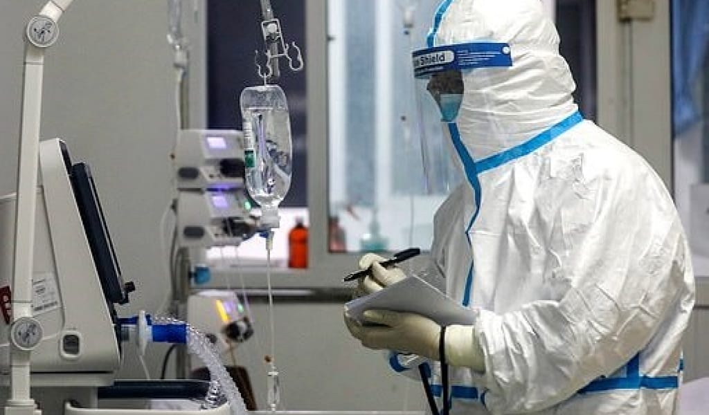КОРОНАВИРУС: ТАЛДЫҚОРҒАНДА ТАҒЫ ҮШ ПОДЪЕЗГЕ КІРІП-ШЫҒУ ТОҚТАТЫЛДЫ