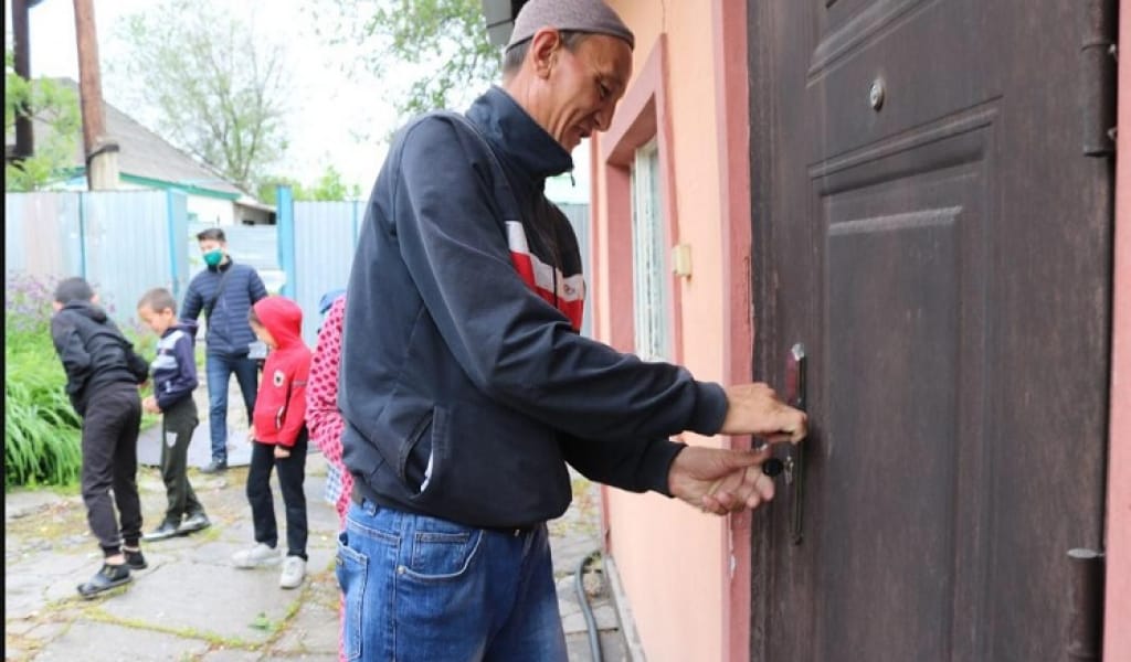 "30 КҮНДЕ - 30 БАСПАНА" ЖОБАСЫМЕН ТАҒЫ БІР ОТБАСЫ ҮЙЛІ БОЛДЫ