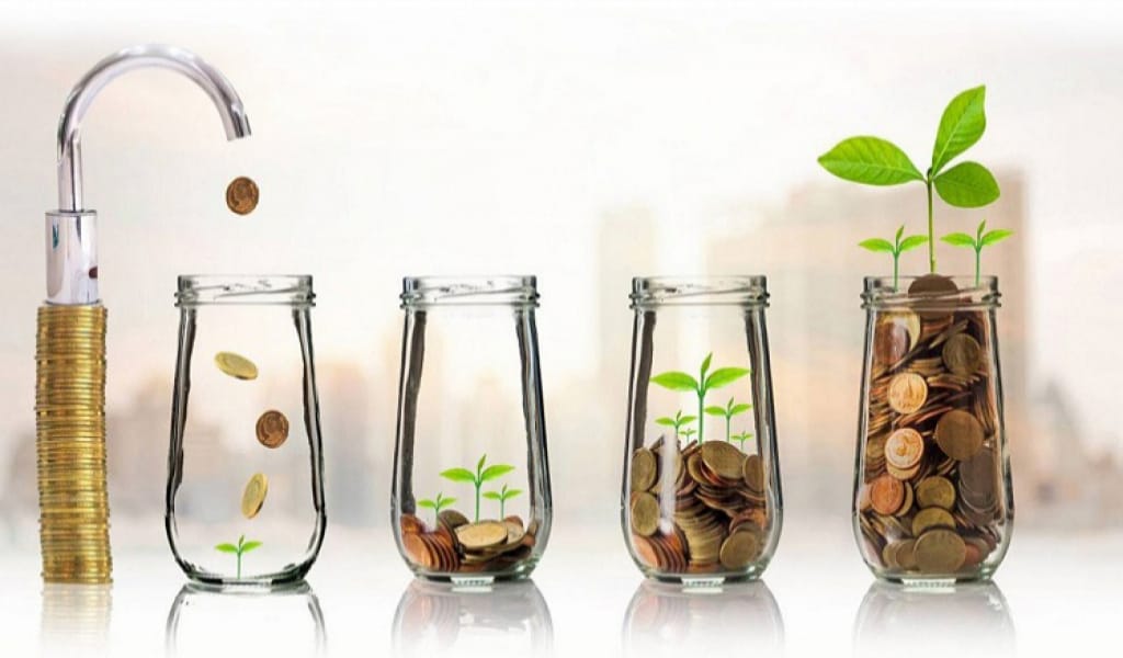 ДОЛЛАРМЕН БЕ, ТЕҢГЕМЕН БЕ? АҚШАНЫ ҚАЙ ВАЛЮТАМЕН ЖИНАҒАН ДҰРЫС?