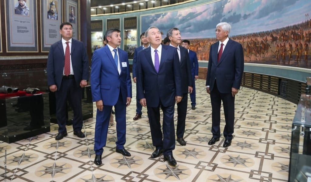 "ЕЛБАСЫМЕН ҚАЗАҚ ҮЙДЕ ТАНЫСТЫМ": ҚАЗАҚ ӘНІНІҢ ЖАНАШЫРЫ