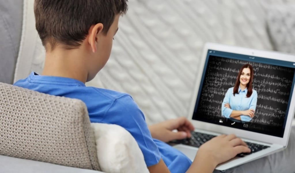 УАҚЫТ ТАЛАБЫ: ҚАШЫҚТАН ОҚЫТУ ТИІМДІ МЕ?