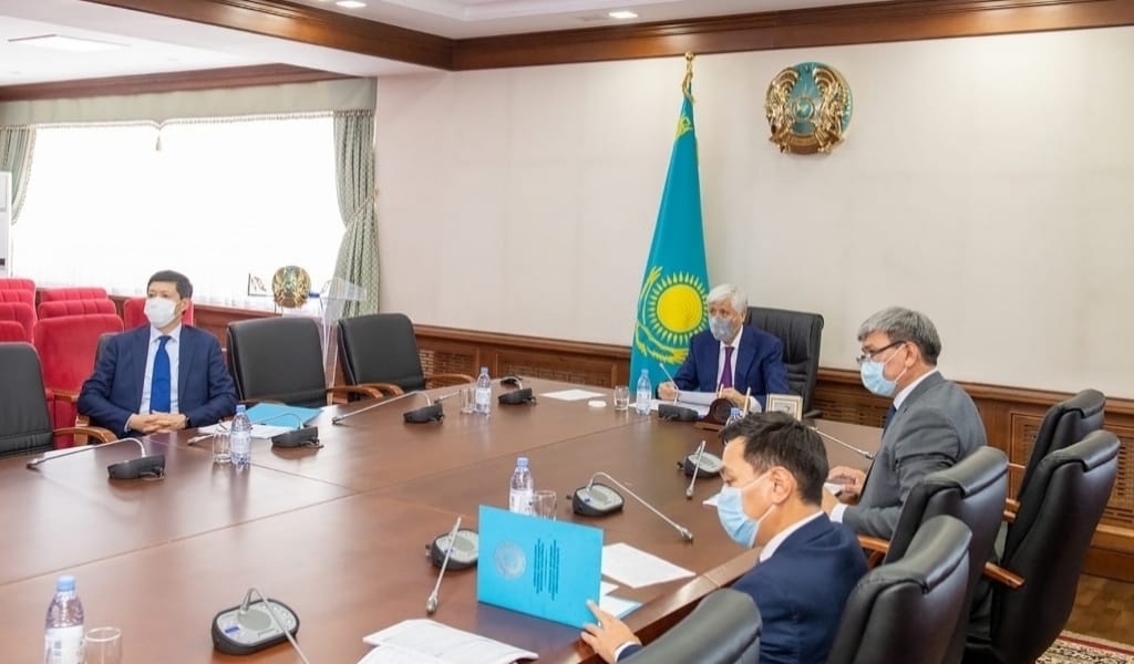 АМАНДЫҚ БАТАЛОВ: САНИТАРЛЫҚ НОРМАЛАРДЫ ӨРЕСКЕЛ БҰЗУҒА ЖОЛ БЕРГЕН&raquo;