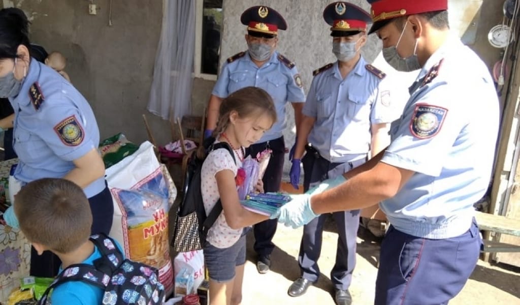 БАЛҚАШ АУДАНЫНЫҢ ПОЛИЦЕЙЛЕРІ ҚАЙЫРЫМДЫЛЫҚ ЖАСАДЫ