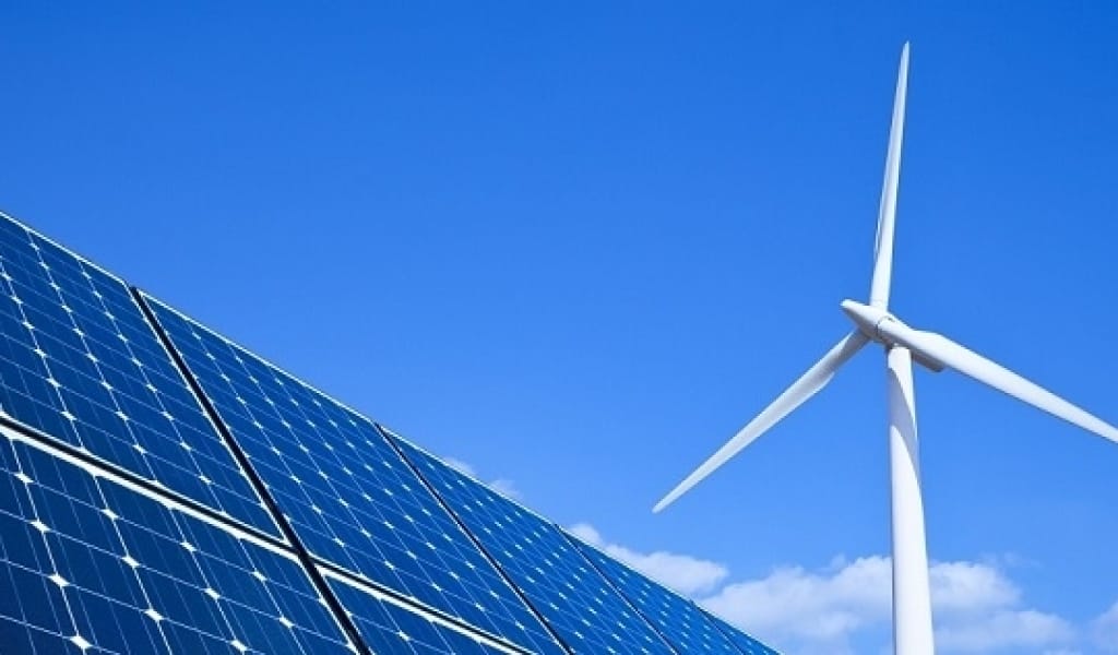 "150 МЫҢ ТОННАҒА АЗАЙТАДЫ": БАЛАМАЛЫ ЭНЕРГИЯНЫҢ ПАЙДАСЫ ҚАНДАЙ?