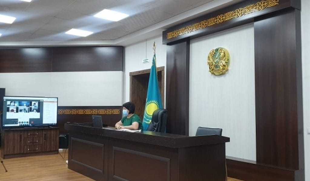 "БАСЫМДЫ ҚАТЫРМАҢДАР!" - ДЕГЕН БАС САНИТАРДЫҢ ІСІ ӘДЕП КЕҢЕСІНДЕ ҚАРАЛДЫ