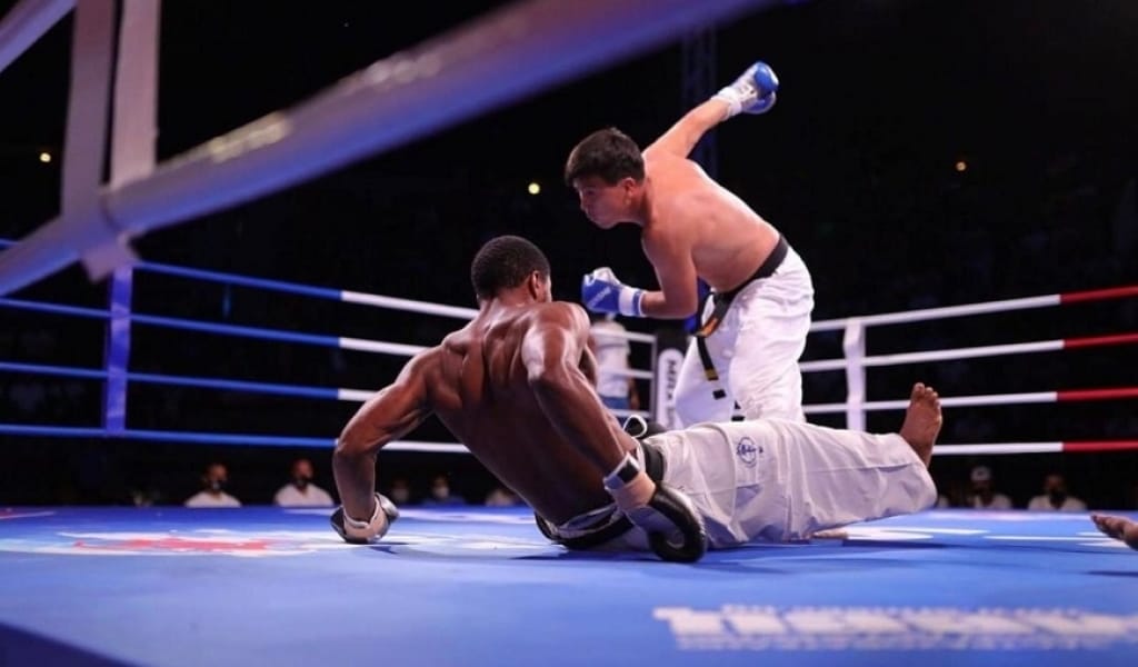 МЕРЕЙ СҮЙІНОВ БОЛГАРИЯДАҒЫ ЖЕКПЕ-ЖЕКТЕ ЖЕҢІСКЕ ЖЕТТІ