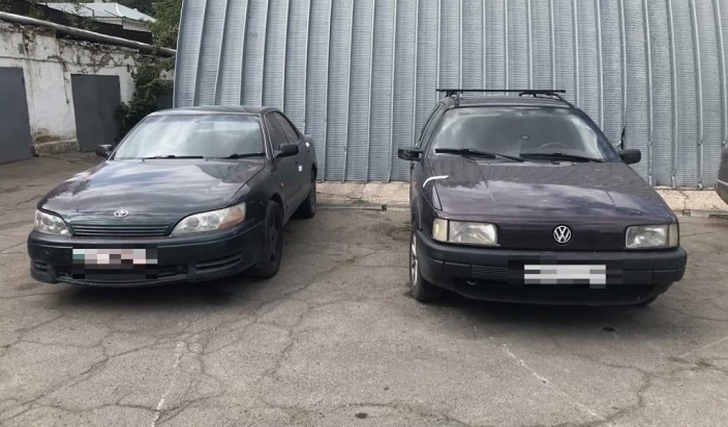 ОН СЕГІЗГЕ ДЕ ТОЛМАҒАН БОЗБАЛА ЕШ КЕДЕРГІСІЗ КӨЛІК ҰРЛАУМЕН АЙНАЛЫСҚАН