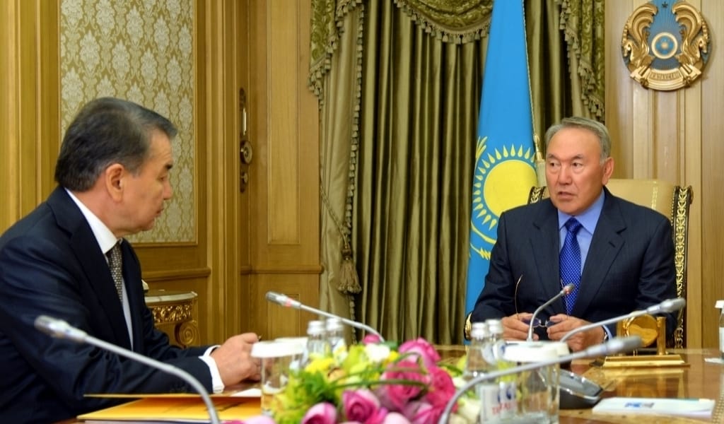 АТА ЗАҢНЫҢ САҚШЫСЫ - КОНСТИТУЦИЯЛЫҚ КЕҢЕС: ҚАЙРАТ МӘМИДІҢ ҚҰТТЫҚТАУЫ