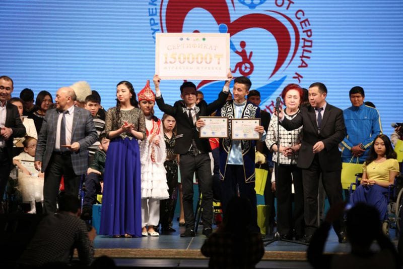 Өнерге әркімнің-ақ бар таласы