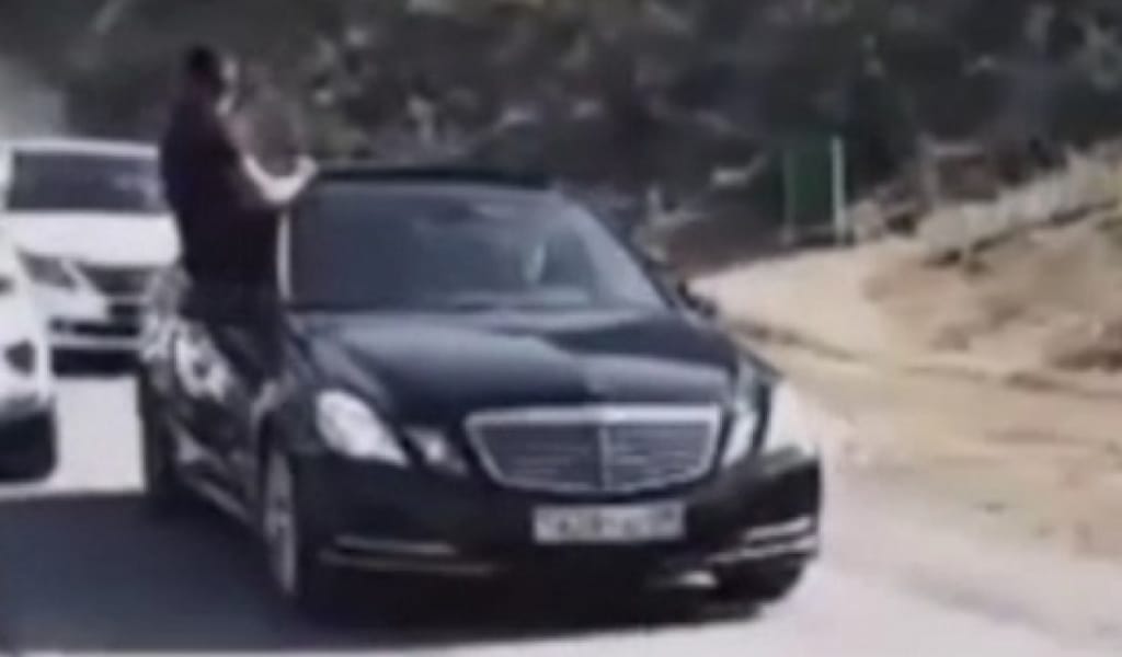 ҚАРАСАЙ АУДАНЫНДАҒЫ ҮЙЛЕНУ ТОЙЫ: БАРЛЫҚ КӨЛІК АЙЫП ТҰРАҒЫНА ҚОЙЫЛДЫ