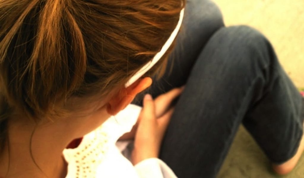 "ЖАЛҒЫЗ ӨМІР СҮРГІМ КЕЛЕДІ": АНАСЫНАН ҚАШҚАН ҚЫЗ АЛМАТЫДАН ТАБЫЛДЫ