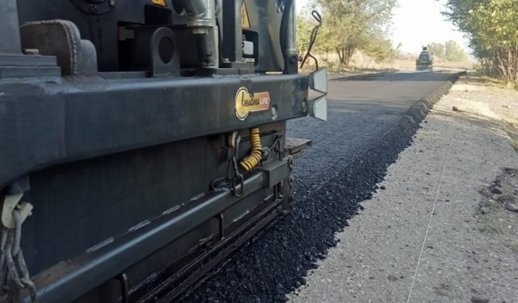 ҚАБАНБАЙДА МӘДЕНИЕТ ҮЙІ ЖӨНДЕЛІП, ЖЕТІ КӨШЕГЕ АСФАЛЬТ ТӨСЕЛДІ