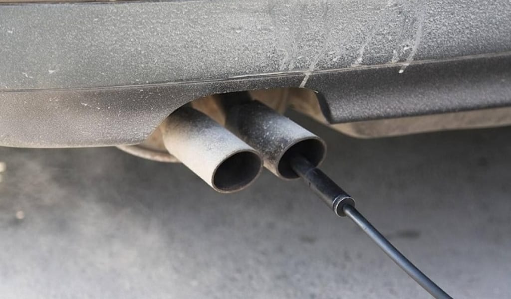 "АЙЫППҰЛ ЕСЕЛЕНЕДІ": КӨЛІГІ ТҮТІНДЕЙТІН ЖҮРГІЗУШІЛЕРГЕ ТЫҚЫР ТАЯДЫ