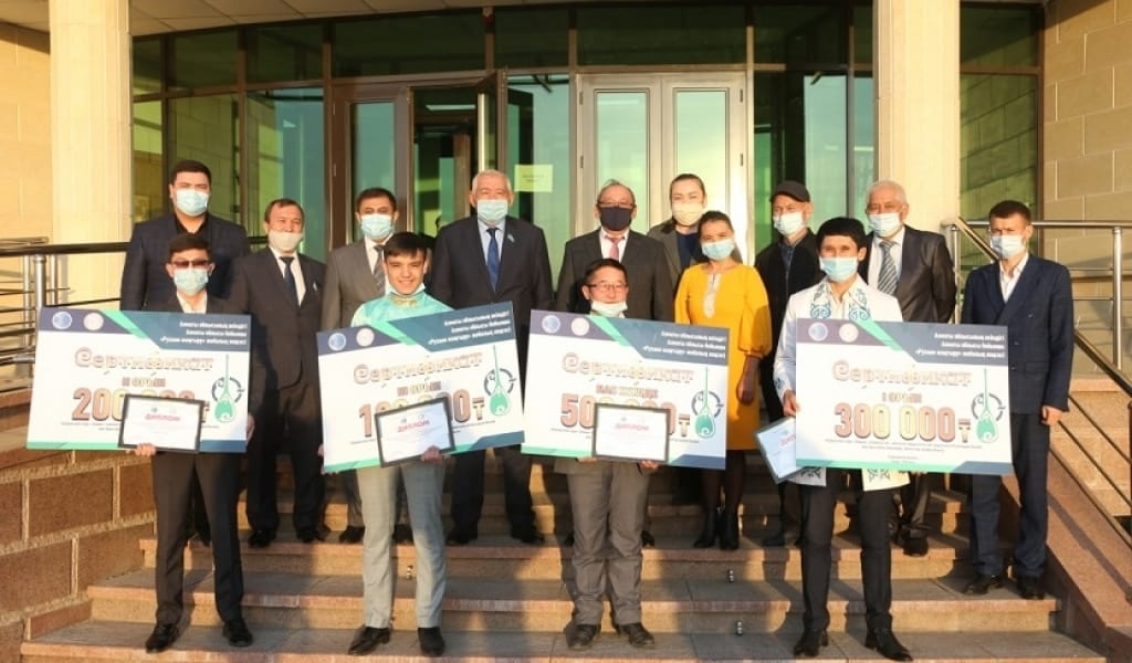 ОНЛАЙН АЙТЫСТЫҢ БАС ЖҮЛДЕГЕРІНЕ 500 МЫҢ ТЕҢГЕ ТАБЫС ЕТІЛДІ