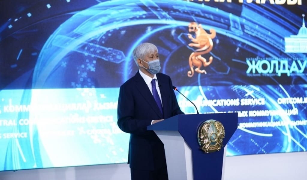 АМАНДЫҚ БАТАЛОВ ҰЙҒЫР АУДАНЫНЫҢ АТАУЫН ӨЗГЕРТУ ТУРАЛЫ СҰРАҚҚА ЖАУАП БЕРДІ