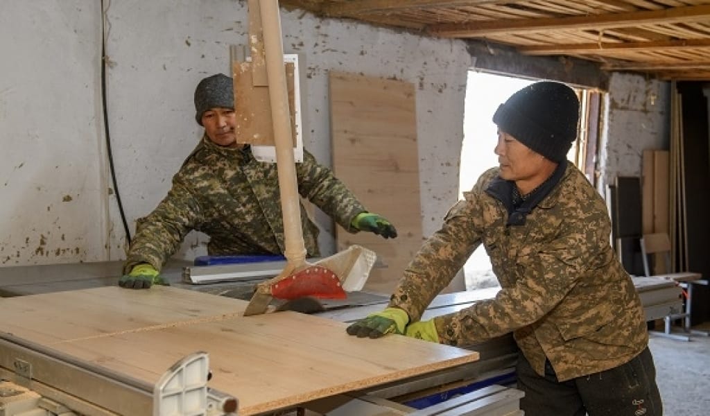 ОБЛЫС ЖУРНАЛИСТЕРІ АҚСУ АУДАНЫНДАҒЫ АУҚЫМДЫ ІСТЕРМЕН ТАНЫСТЫ