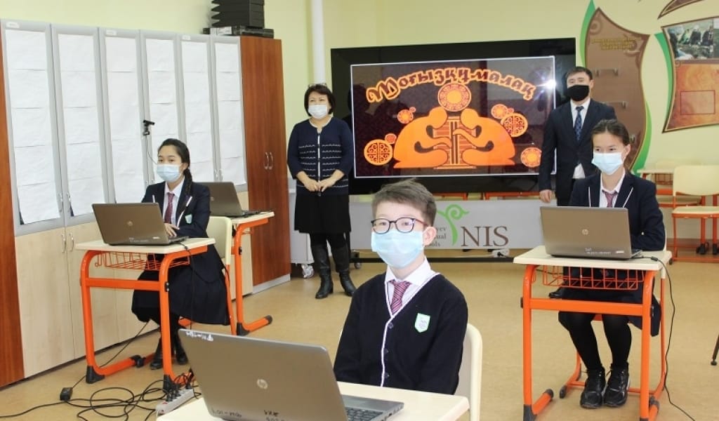 ТАЛДЫҚОРҒАНДЫҚ ОҚУШЫЛАР ТОҒЫЗҚҰМАЛАҚТАН ЧЕМПИОН БОЛДЫ