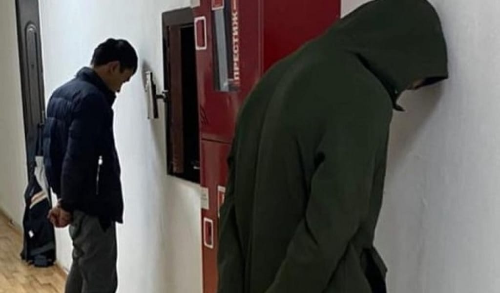 АЛМАТЫ МАҢЫНДА 11 КЕЛІГЕ ЖУЫҚ АЛТЫН ҰРЛАҒАН ҚАРАҚШЫЛАР ҰСТАЛДЫ