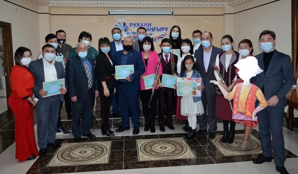 РЕСПУБЛИКАЛЫҚ "ҚЫРЫҚ ӨТІРІК" БАЙҚАУЫНЫҢ ЖЕҢІМПАЗДАРЫ МАРАПАТТАЛДЫ